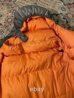 Bear Grylls 0 degree down sleeping bag VGUC