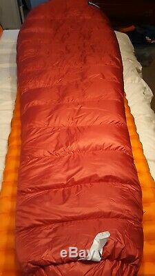 Feathered Friends Lark YF 10 Degree 900 fill Down Sleeping Bag Red