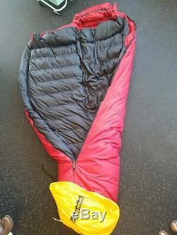 Feathered Friends Ptarmigan EX -25 Sleeping Bag Regular, Red