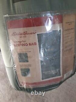 Green Vintage Eddie Bauer 3 Lb Pound Down Sleeping Bag in Excellent Condition