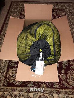 Marmot COL Goose Down Sleeping Bag, Size Regular with Right Zip New with Tags