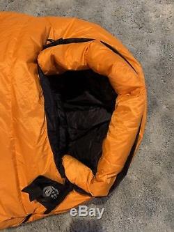 Mountain hardwear King Tut, -20, Gore Dryloft, Down Sleeping Bag, Mint