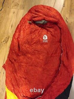 Sierra Designs Cloud 20 Degree 800 DriDown Sleeping Bag (zipperless design)