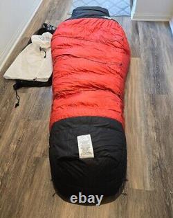 The North Face Fiery Red Inferno -20F -29C 800 Pro Down Sleeping Bag-Regular