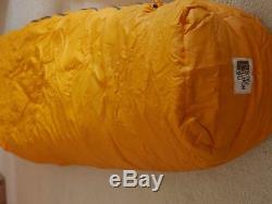 The North Face-NORTH FACE Down Sleeping Bag 7' long 4lbs 2.4oz