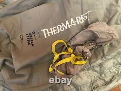 Therm-a-Rest Vesper 32F/0C Ultralight Down Backpacking Quilt Regular