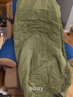 US Military Army Extreme Cold Weather Sleeping Bag DOWN FILLED 74 x 28