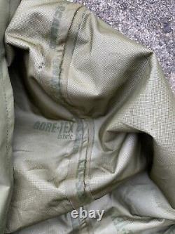 US Millitary Extreme Cold Weather Sleeping Bags/ Gortex bag