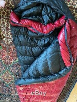Western Mountaineering Alpinlite 20 degree sleeping bag 5'6 barely used