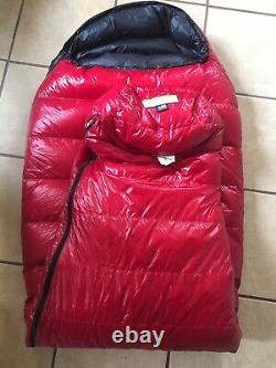 Western Mountaineering Summerlite Down Sleeping Bag New. 6 Ft Length, Right Zip