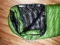 Western Mountaineering VersaLite sleeping bag, immaculate, 10°F, 6ft6in length