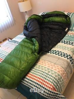 Western Mountaineering Versalite 10 degree F down sleeping bag 5'6 Ultralight