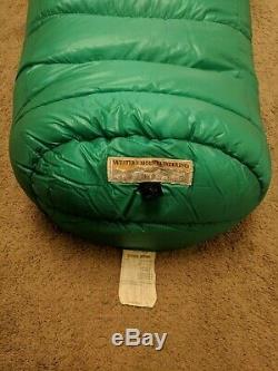 Western Mountaineering Versalite Sleeping Bag 10 Degree 6' Long